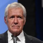 La bataille contre le cancer d’Alex Trebek prend une tournure sombre