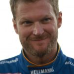 Ce que nous savons de l’accident d’avion de Dale Earnhardt Jr.