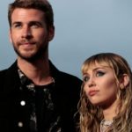 Miley Cyrus vu embrasser l’ex-Kaitlynn Carter de Brody Jenner