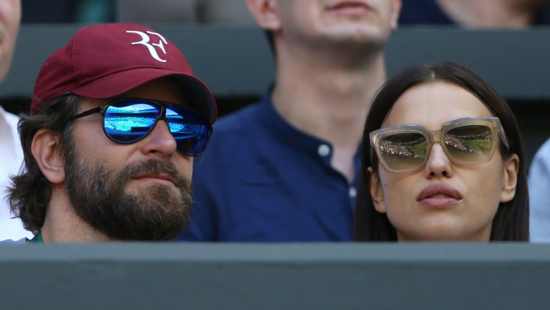 Bradley Cooper et Irina Shayk lors d'un match de tennis