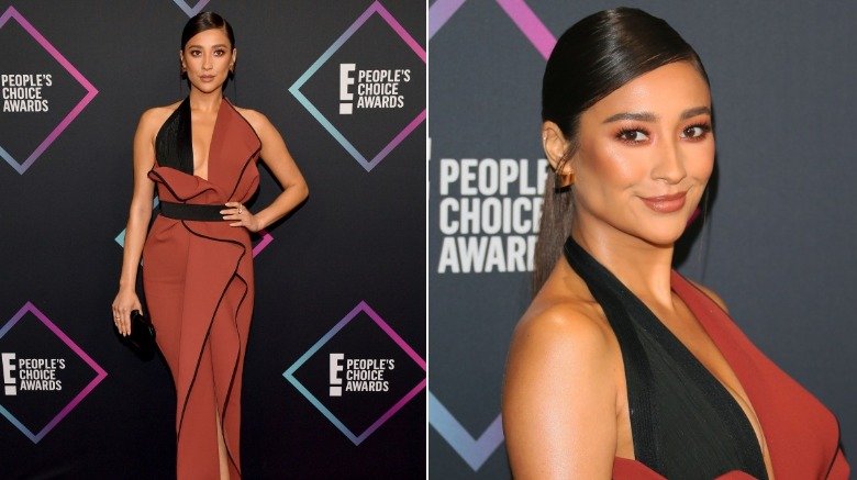 Tapis rouge de Shay Mitchell