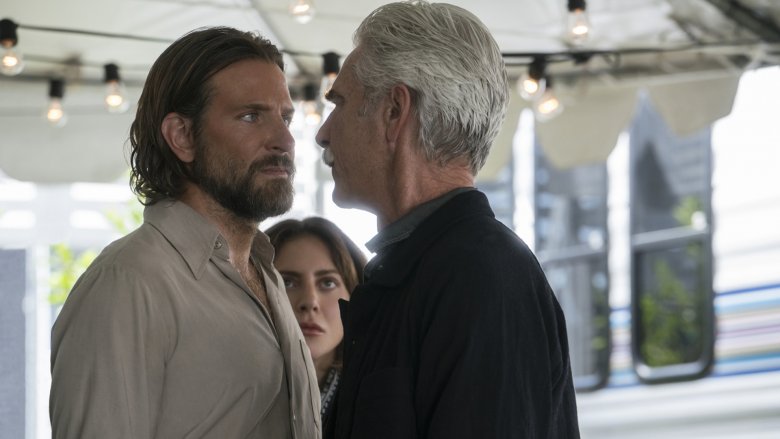 Sam Elliott comme Bobby Maine, Lady Gaga comme Ally et Bradley Cooper comme Jackson Maine dans "A Star Is Born"