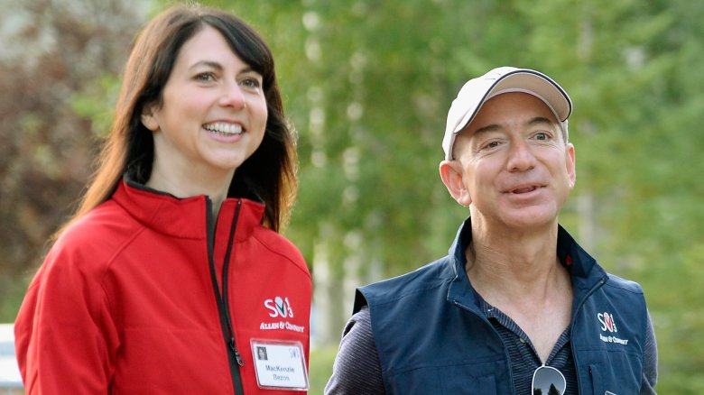 Jeff Bezos, MacKenzie Bezos