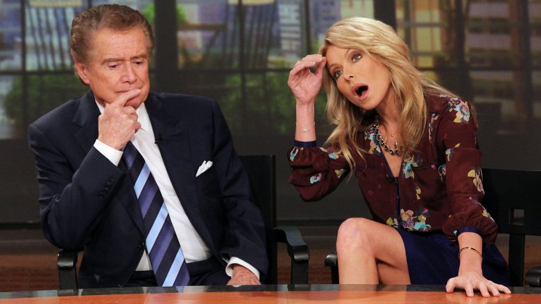 Regis Philbin, Kelly Ripa et un cadeau mystique de Getty Images