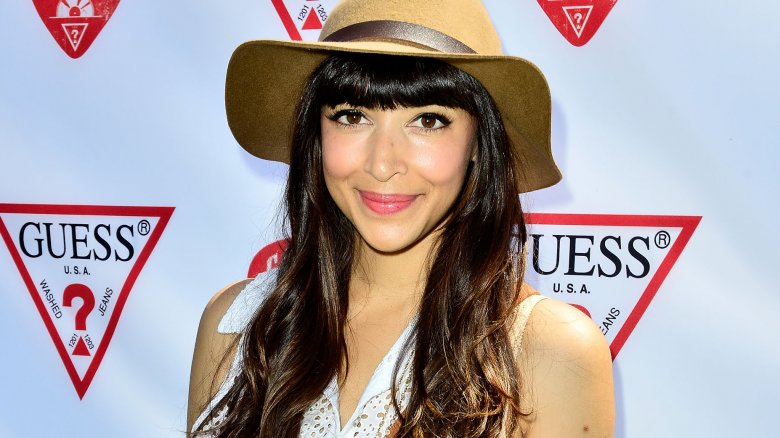 Hannah Simone