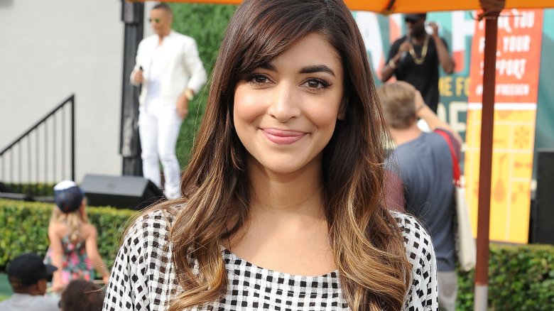 Hannah Simone