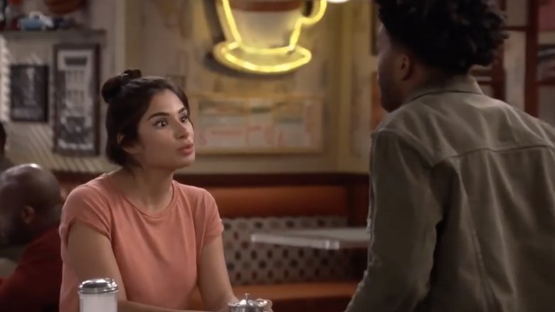 Diane Guerrero et Jermaine Fowler sur Superior Donuts