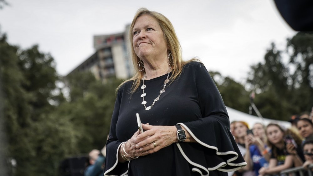 Jane Sanders