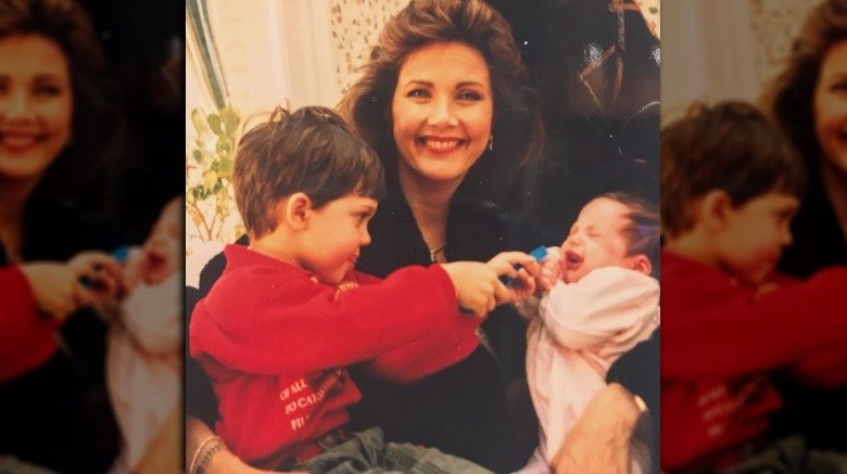 Lynda Carter et les enfants