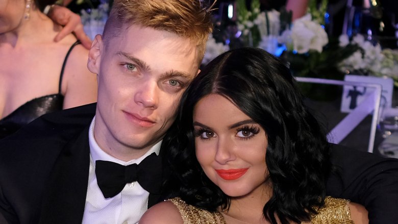 Ariel Winter, Levi Meaden 