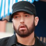 Eminem détruit la maison avec une performance surprise aux Oscars