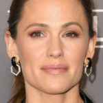 Jennifer Garner et son petit-ami John Miller auraient «  ralenti les choses  »