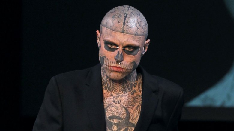 Zombie Boy marche pour Mungler