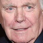 L’épouse de Robert Wagner en fauteuil roulant, sa fille aux prises avec la dépendance