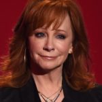 L’histoire tragique de Reba McEntire dans la vie réelle