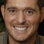 Michael Buble et son épouse Luisana Lopilato accueillent et révèlent le nom du troisième enfant