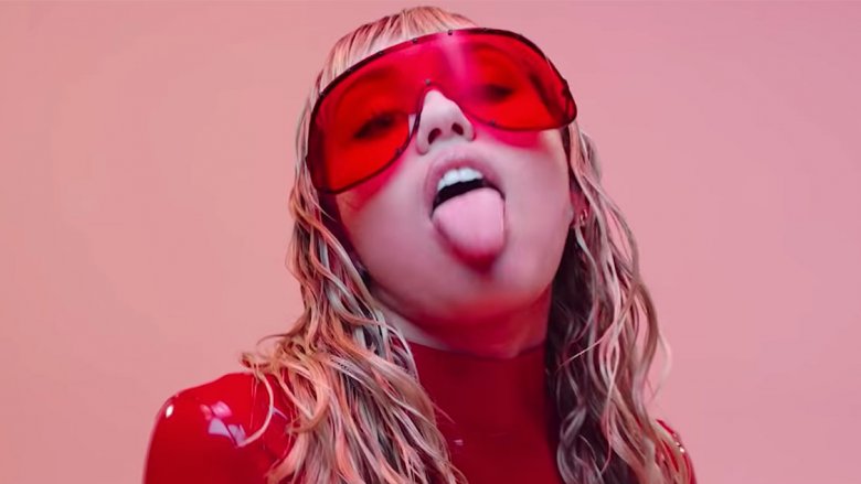 Petits détails que nous avons remarqués dans la vidéo Mother’s Daughter de Miley Cyrus