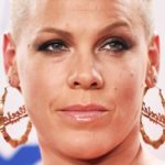 Pink partage une mise à jour sur sa santé après son hospitalisation