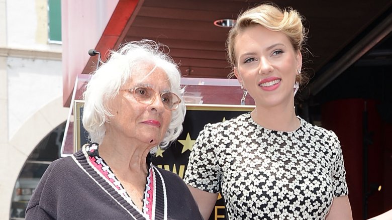 Dorothy Sloan et Scarlett Johannson