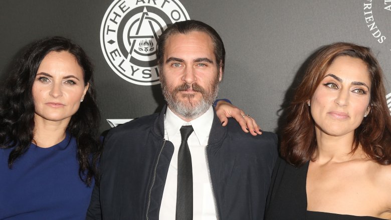 Joaquin Phoenix et ses sœurs