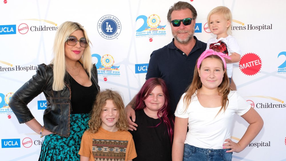 Tori Spelling, Dean McDermott et leur famille 