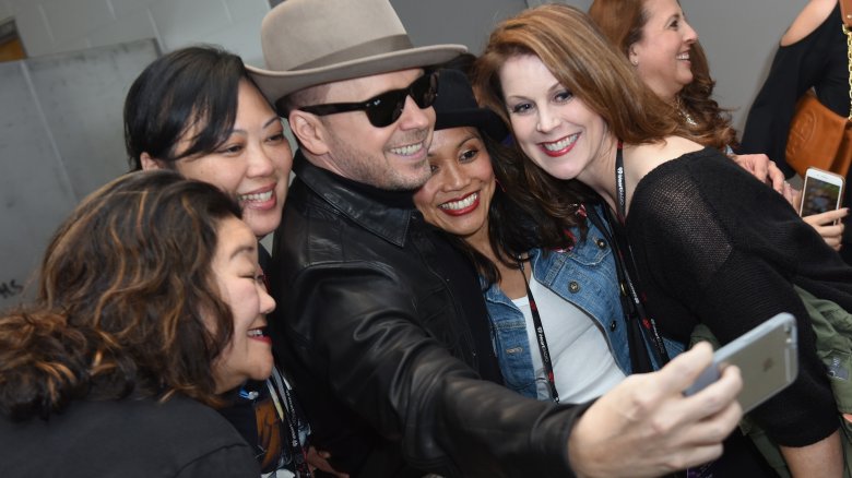 Donnie Wahlberg avec des fans