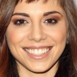 Christina Perri accueille son premier enfant avec son mari Paul Costabile