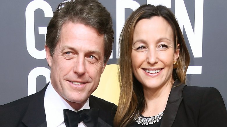 Hugh Grant et Anna Eberstein