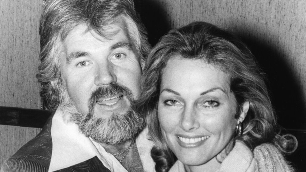 La vérité inouïe des ex-femmes de Kenny Rogers