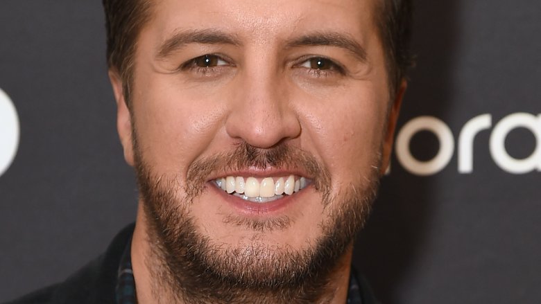 Luke Bryan déclenche une réaction violente avec un surprenant cadeau de Noël à sa femme