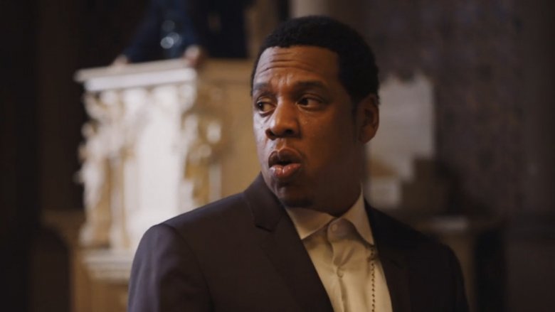 Petits détails que vous avez manqués dans la vidéo ‘Family Feud’ de Jay-Z