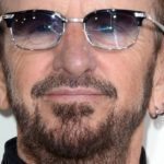 Ringo Starr et Barry Gibb reçoivent le titre de chevaliers du Nouvel An de la Reine