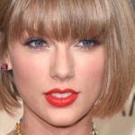 Taylor Swift aurait envoyé 1 $ symbolique dans un procès à tâtons