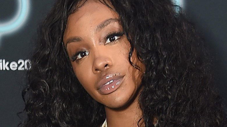 Les fans claquent la vidéo « The Weekend » de SZA