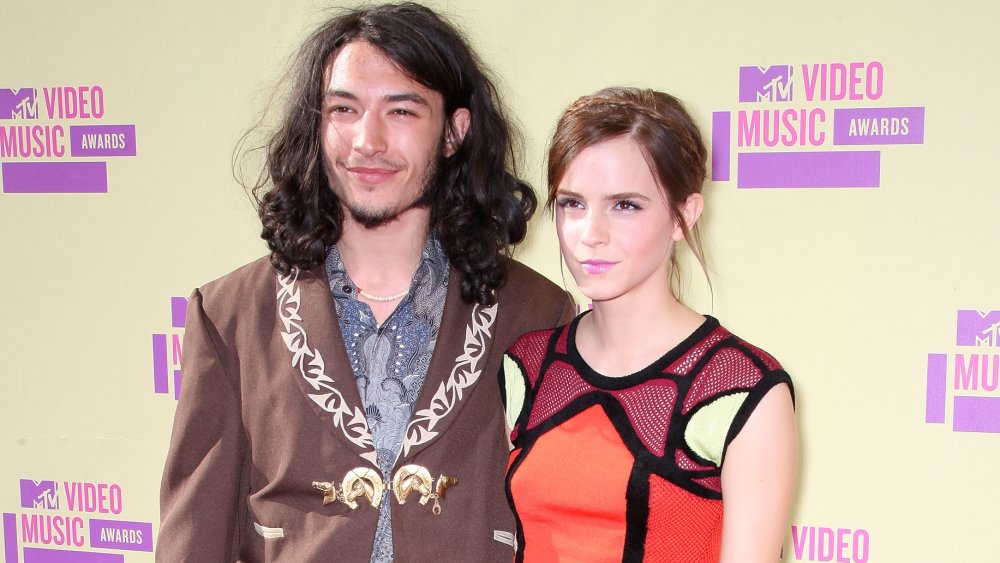 Ezra Miller et Emma Watson