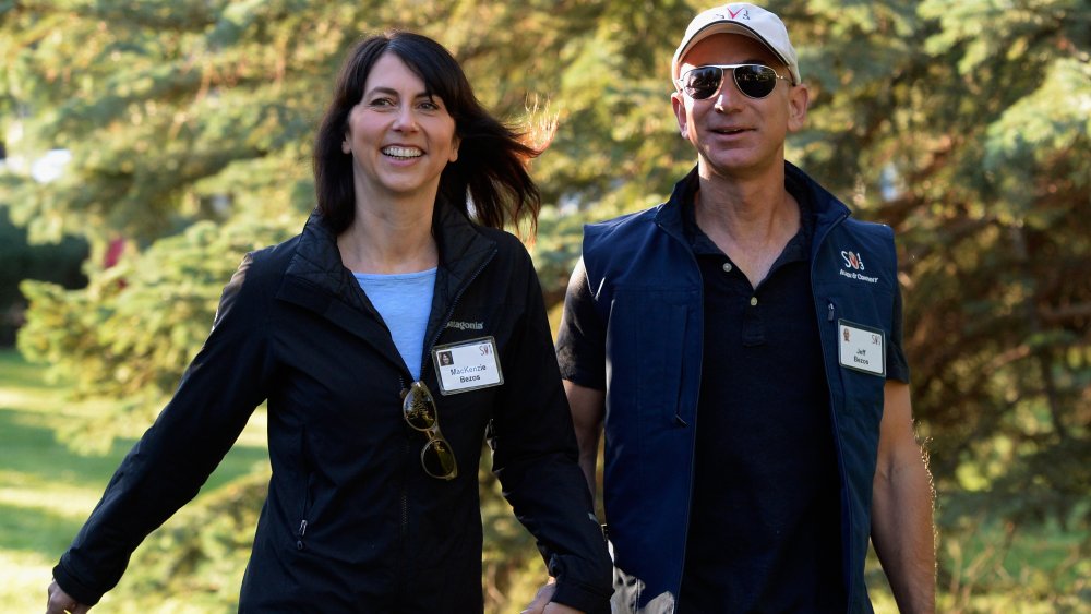 MacKenzie, Jeff Bezos