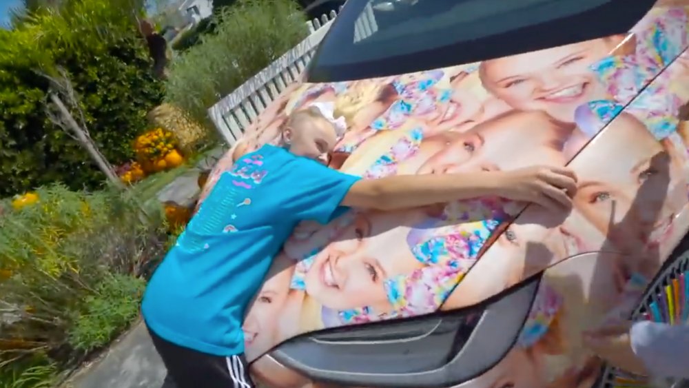 Voiture JoJo Siwa