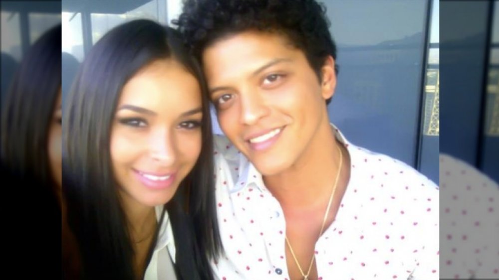 Jessica Caban, Bruno Mars 