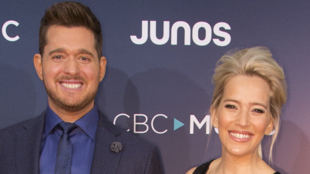 C’est pourquoi la femme de Michael Buble défend leur mariage