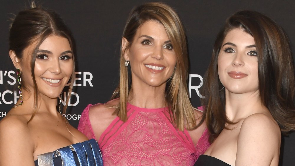 Olivia Jade Giannulli, Lori Loughlin, Isabella Giannulli