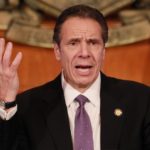 Le Gouverneur Cuomo en difficulté juridique suite aux briefings sur les coronavirus