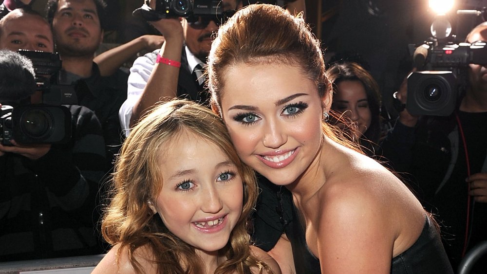 Noah Cyrus, Miley Cyrus