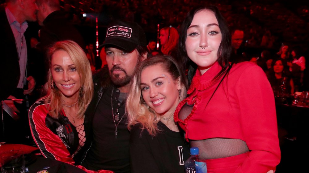 Tish Cyrus, Billy Ray Cyrus, Miley Cyrus, Noah Cyrus