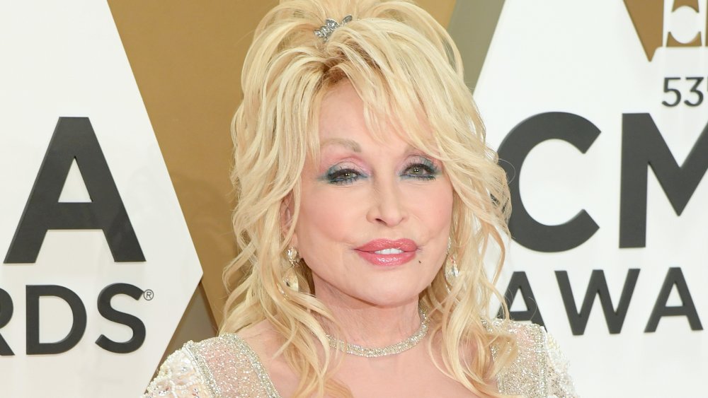 C’est la chanson la plus sous-estimée de Dolly Parton