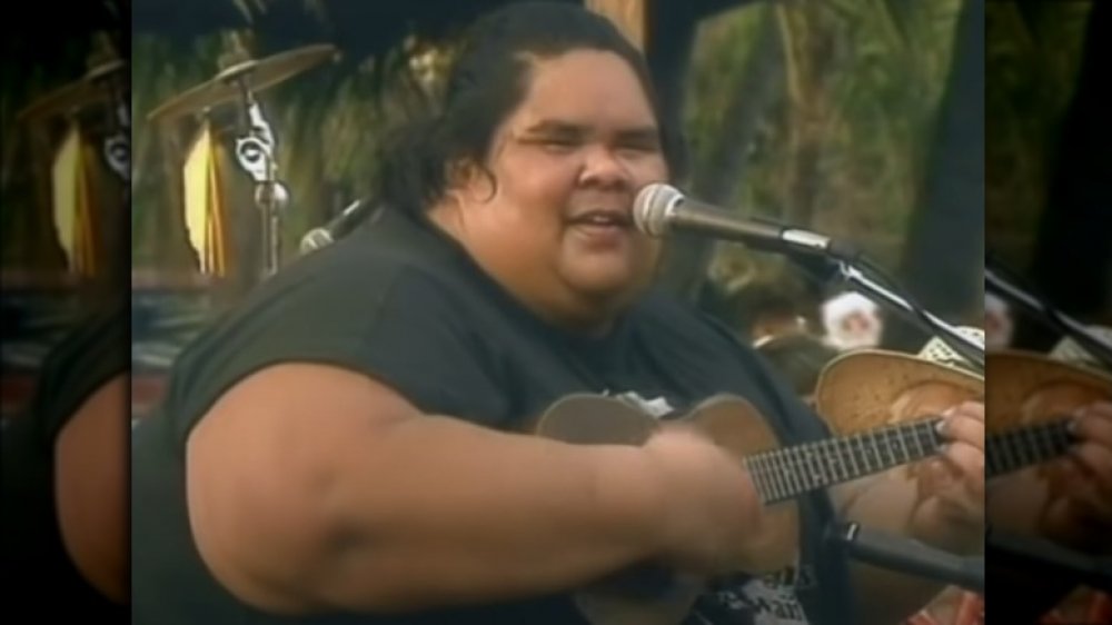 La vérité indescriptible du chanteur de Somewhere Over the Rainbow, Israel Kamakawiwoʻole