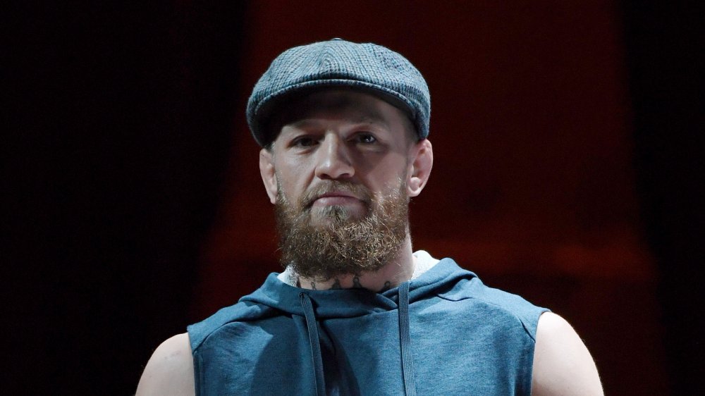 Conor McGregor avec un chapeau