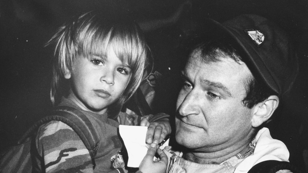 Robin Williams tenant son fils, Zak Williams