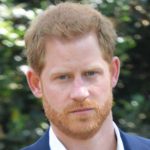 Comment le prince Harry s’éloigne davantage de la famille royale