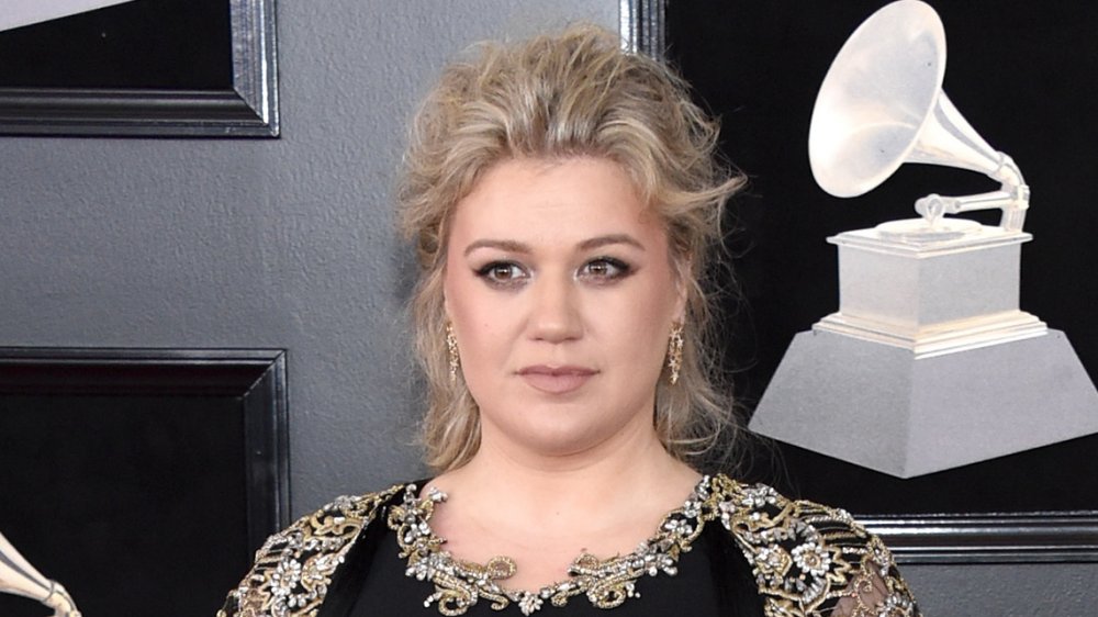 Pourquoi la mise en quarantaine peut avoir aggravé le mariage de Kelly Clarkson