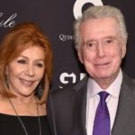 Dans le mariage de Regis Philbin avec Joy Philbin